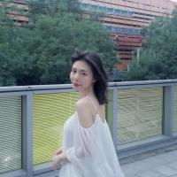 歌川湛 哭给自己听，笑给别人