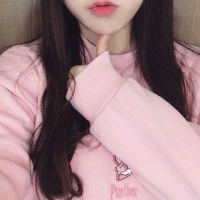 酒窝姑娘. 我的微笑，是你们不明