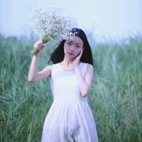 不想奢求 我的左手旁边，是擦干