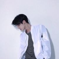 喜欢简单，人也一样 回想老是让人一直的重