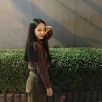 清晨了 不是不想开心，而是没