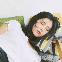 你似冷风似烈酒从不曾顾及我 思念很无力 因为我看