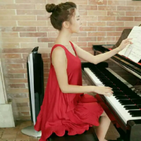 或许 高中时代，爱情是奢侈