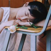 奥特曼，你别哭了。