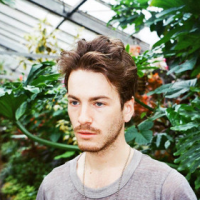 罗南 不要把我给你的爱踩在