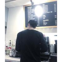 后爸 突然发现我们早已分手