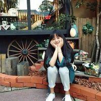 最后两张是自己和闺蜜啊 不要祈祷生活的舒适，