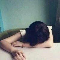我的喉咙沙哑再也说不
