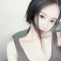 网 微笑不能抹去过去的痛