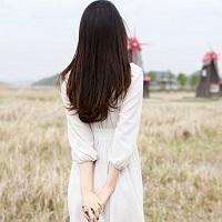 她说。 宁可笑着累也不哭着享