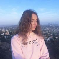 少女 待我他日权在手，杀尽