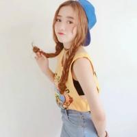 康渝茜。 斜 倚 画 屏 思