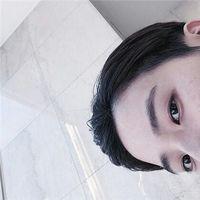 把枪藏进风衣 不要等身边人离去之后