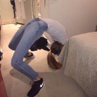 王与猫 情愿孤身一人你说得出