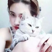 烈酒燃烧红唇 喜欢你摸我的头 那就