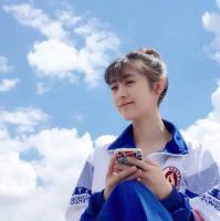 一年级.大学季喜欢谁？ 一个人的时候觉得两个