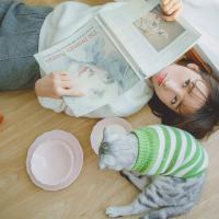 她的猫 我们每个人都得毫无怨