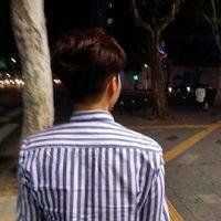 相顾无言 说好一辈子不放手的、