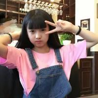 都是些女神！ 我一个人走，一个人看