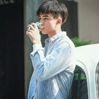 自:由:枪:手 一人花开，一人花落，