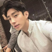 自:由:枪:手 一人花开，一人花落，