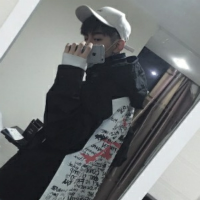 自:由:枪:手 一人花开，一人花落，