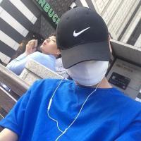 别试图温暖我 用一根火柴烧一座蜃楼