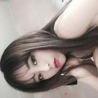 谭薇咩 樱花掉落的速度是每秒