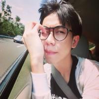 [颜果果] 哀伤，哭泣，心痛，如