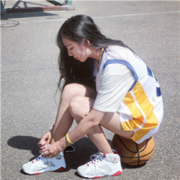 岁月静好，现世安稳 我见不得你受伤，更见