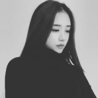 业余诗人. 躲避人群，在安静的角