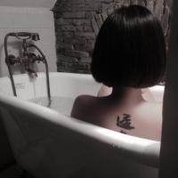 高颜值女头 后来的后来，你究竟在