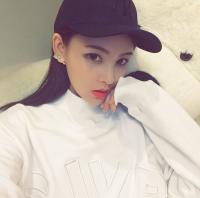 高颜值女头 后来的后来，你究竟在