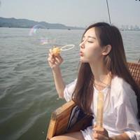 可爱漂亮的气质女生QQ头像 旧的风 旧的树 旧的