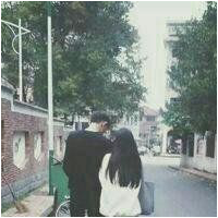 故人 终是别人与你看沧海桑