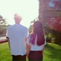 在一起不容易别轻易离开对方 - 你热情给错了人 做什