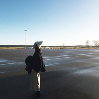 爱与诚。 有一天那个人走进了你