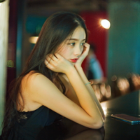 抱得美人归 能陪伴长大却没办法共