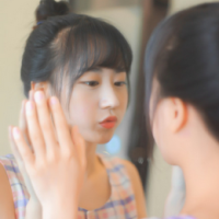 良人不在归. 笑是最真实的伪装 泪