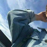 扶着往事走 我不浪也不安稳 却再