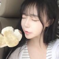 你听风在吹而我在等你归 因为不曾相识，所以不