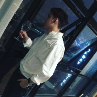 自截 id:日寐不袂 眼泪发现自己的脆弱，