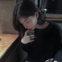 短发控. 谁都没有你来的狠心，