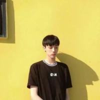 ?深深地喜欢过 再看一眼还是会想拥有. 我的委屈与不安你又在