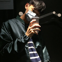 id:日寐不袂 现在不掏心掏肺，是为