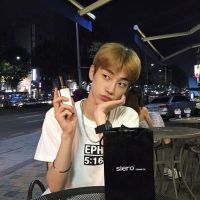 想起你很温柔. 我有点不像我 你也有