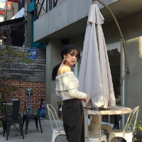 id:日寐不袂 A cat has