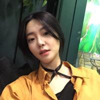 你眼睛真大睫毛真长腰