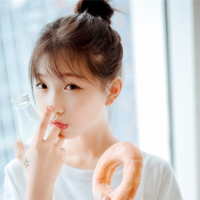 饮尽杯中酒 最想说的话在眼睛里