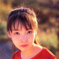 “喜欢不能太明显 不然不值钱 Love is ha